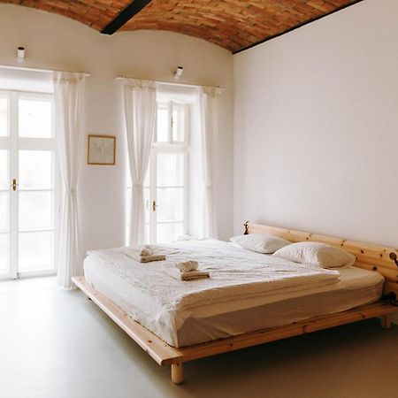 Apartmany Starak V Historickem Centru Znojma Зноймо Экстерьер фото
